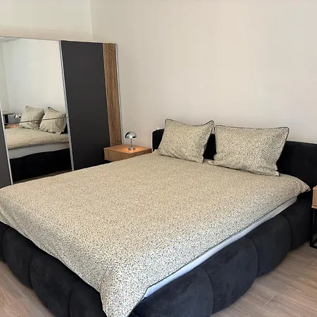 Mediterranean Terrace-newly Renovated In Center Appartement *