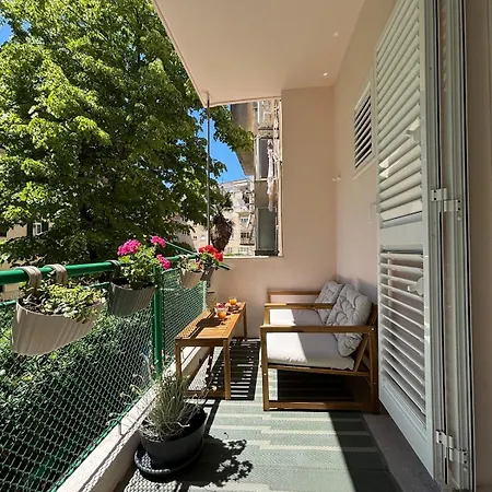 Mediterranean Terrace-newly Renovated In Center Appartement *